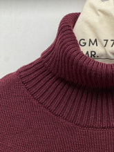 Carica l&#39;immagine nel visualizzatore di Gallery, MEGLIO UN MAGLIONE OGGI DOLCEVITA BURGUNDY 510
