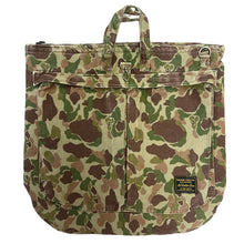 Load image into Gallery viewer, HELMET FLYER BAG DUCK CAMO
