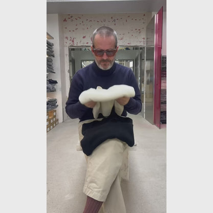 UNA NOTTE NEL CAVEAU COL.BLU