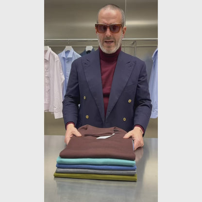 LESS IS MORE COL.492